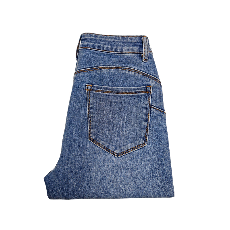 How does the cut of women's trousers affect wearing comfort?